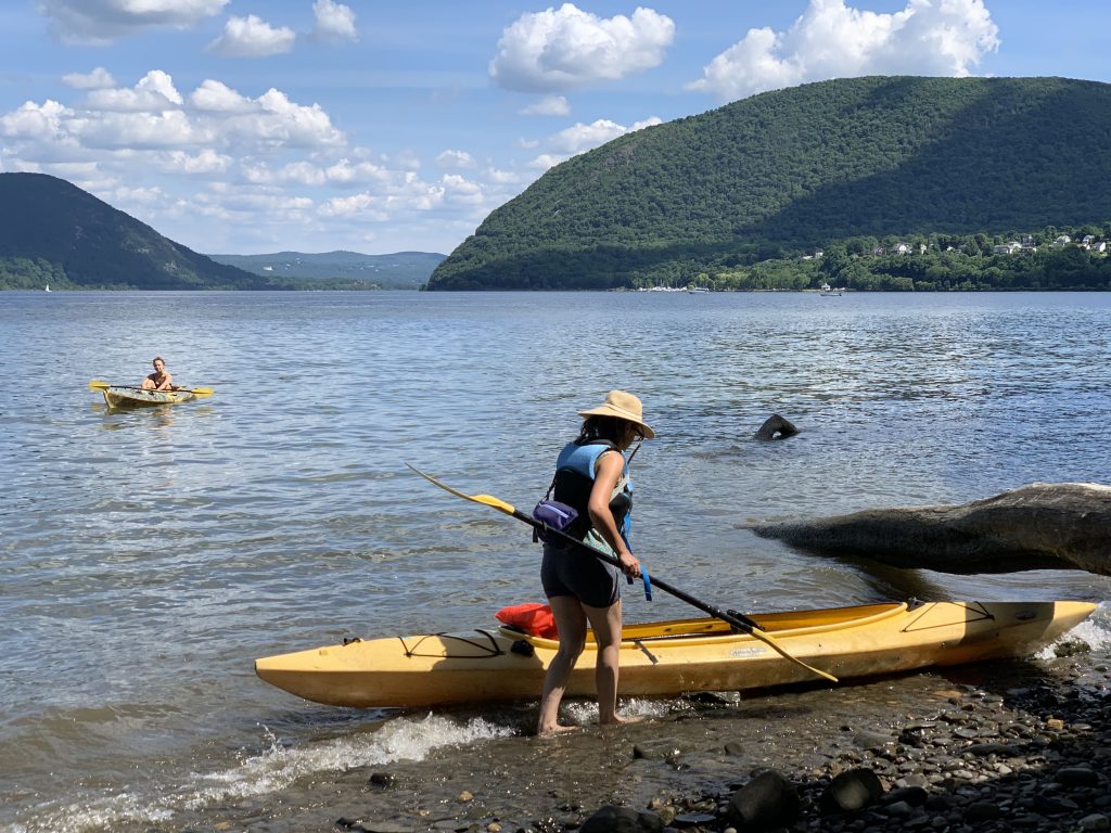 kayaking cornwall on hudson with family 4