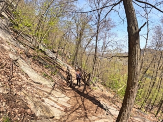 Bear Mountain Loop Trail Hike May 2022