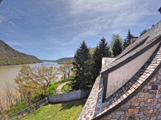 Bear Mountain Park May 2022