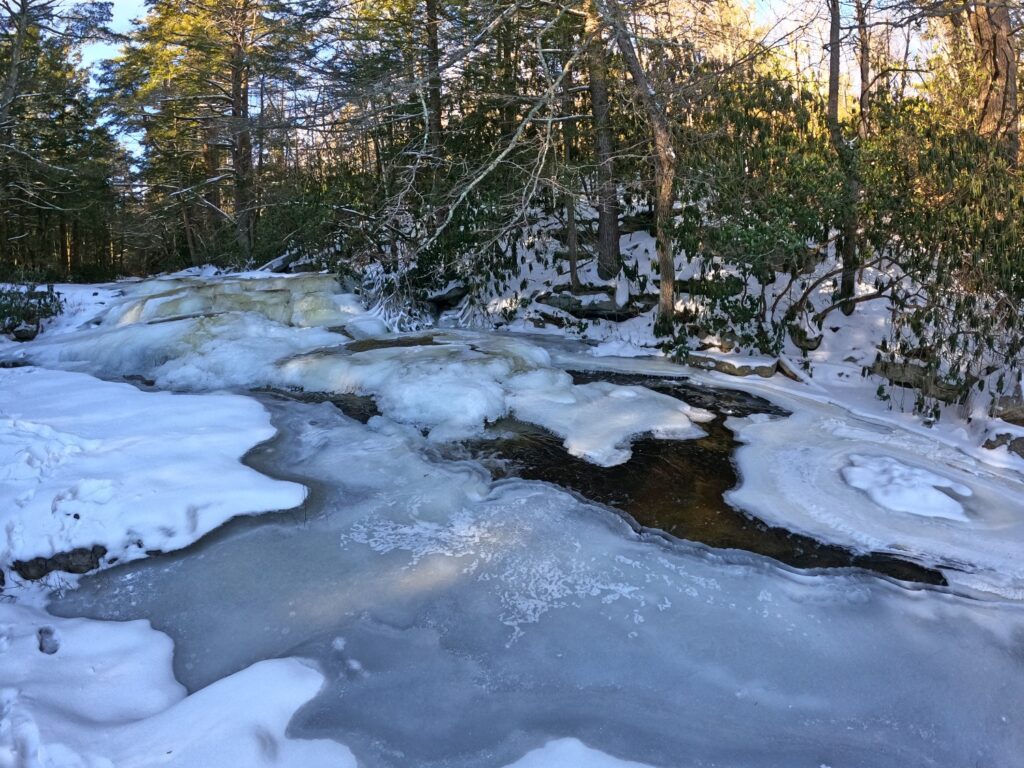 Hiking Minnewaska State Park Jan 2024