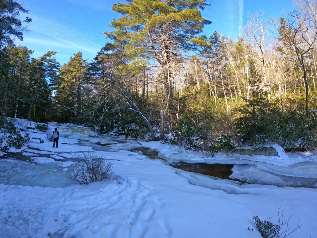Hiking Minnewaska State Park Jan 2024