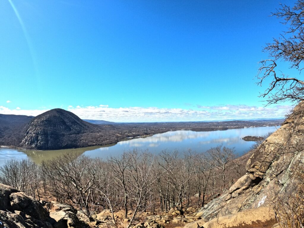 Hiking Breakneck Ridge Trail