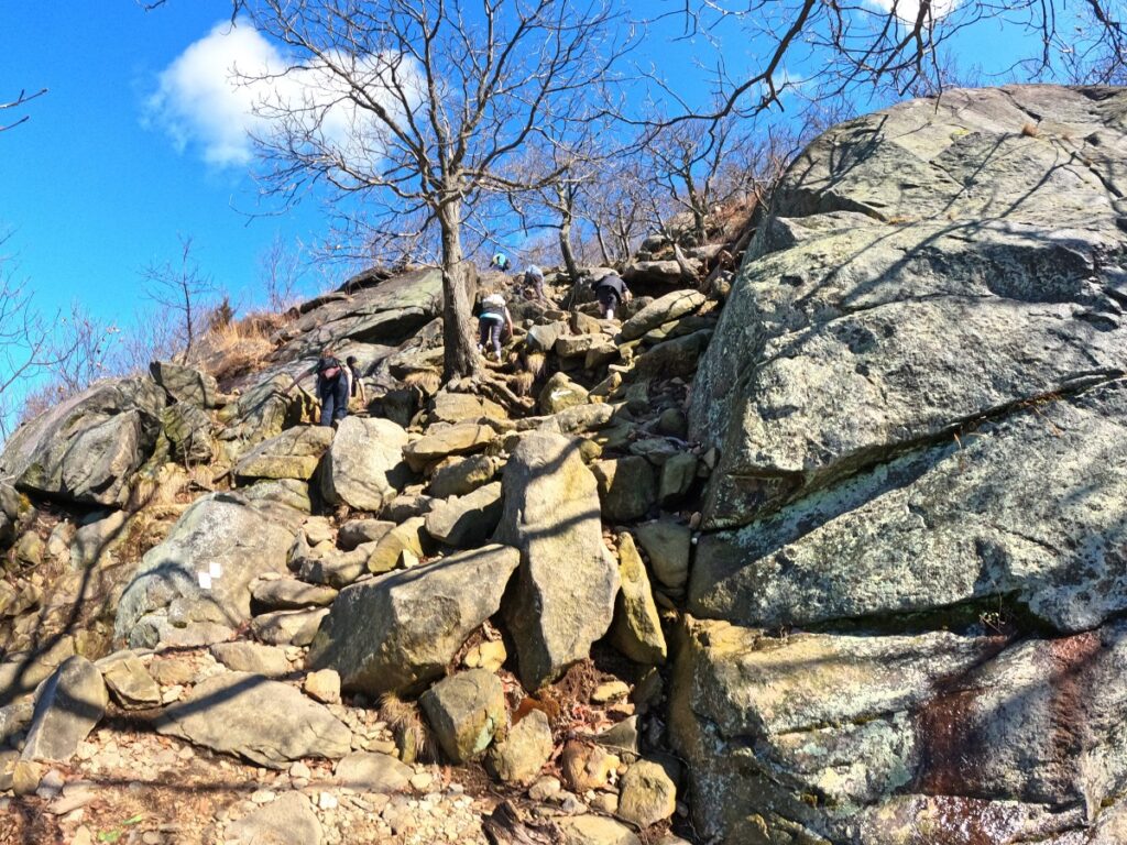 Hiking Breakneck Ridge Trail