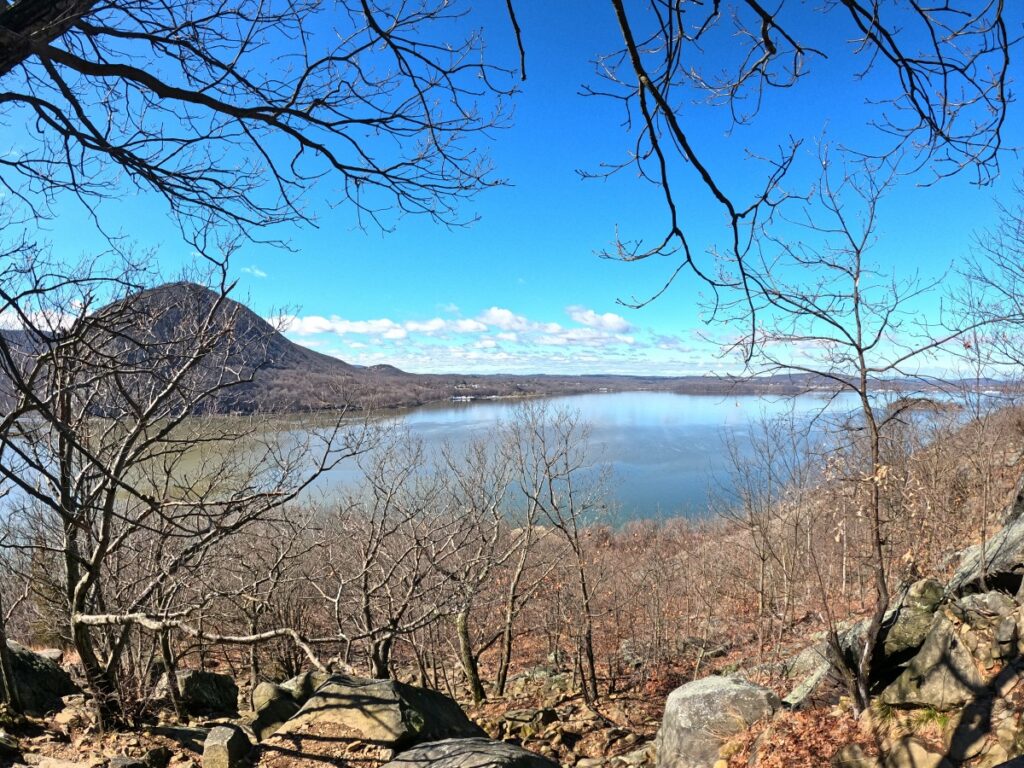 Hiking Breakneck Ridge Trail