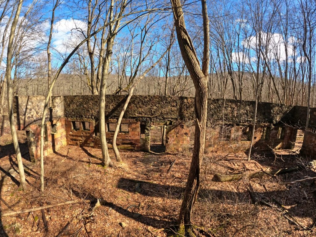 Hiking Breakneck Ridge Trail