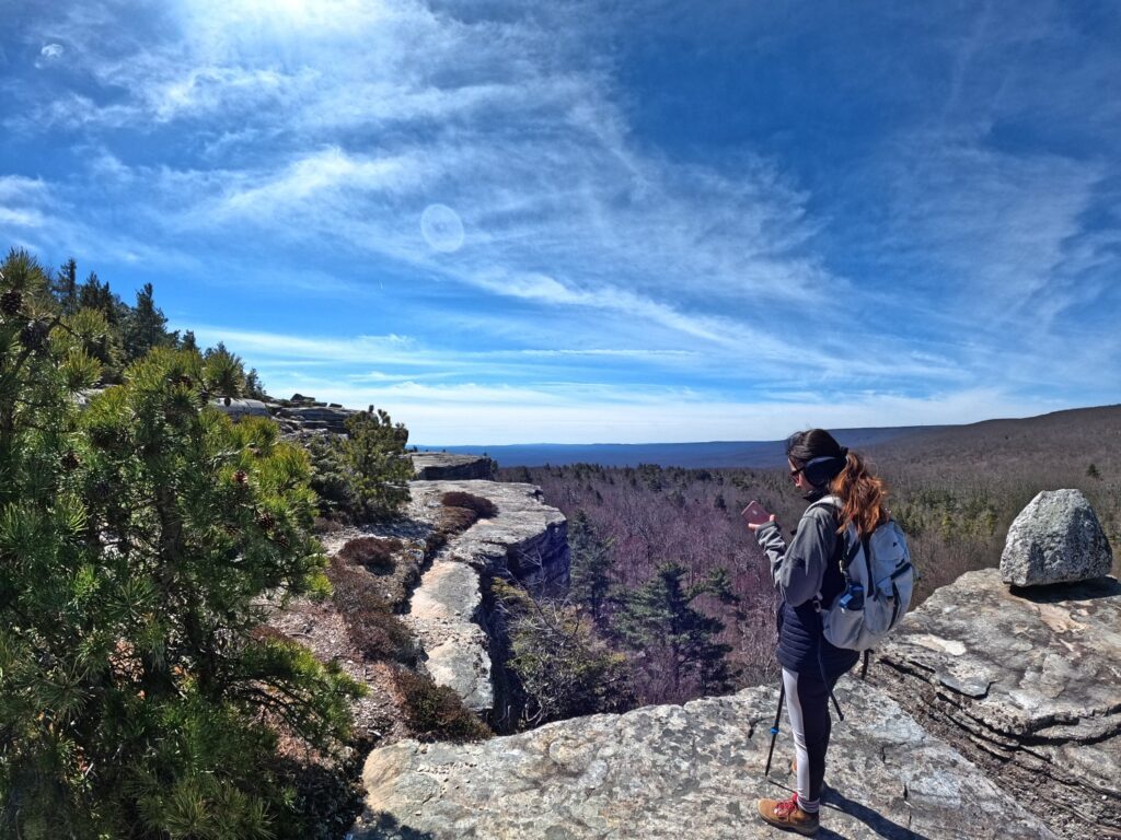 Gertrude's Nose and Millbrook Mountain Loop - Minnewaska State Park Gertrude's Nose and Millbrook Mountain Loop