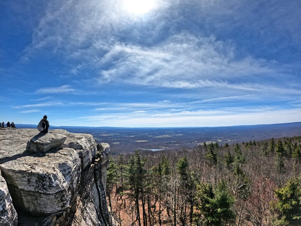 Gertrude's Nose and Millbrook Mountain Loop - Minnewaska State Park Gertrude's Nose and Millbrook Mountain Loop